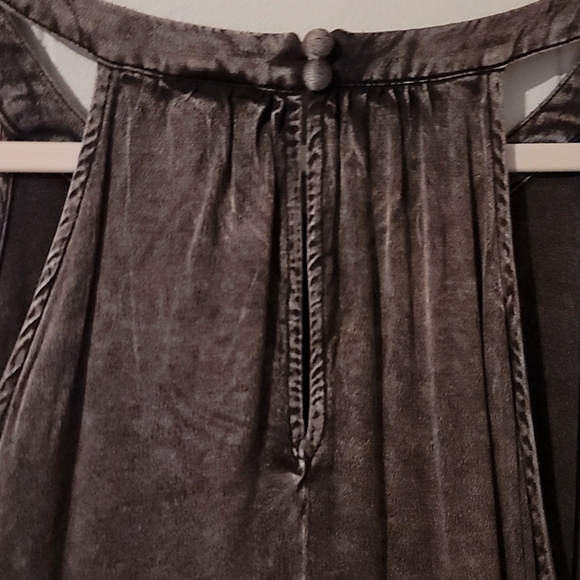 TORRID NWT Black Mineral Wash Satin Charmeuse Goddess Tank Size 0 - Picture 7 of 7